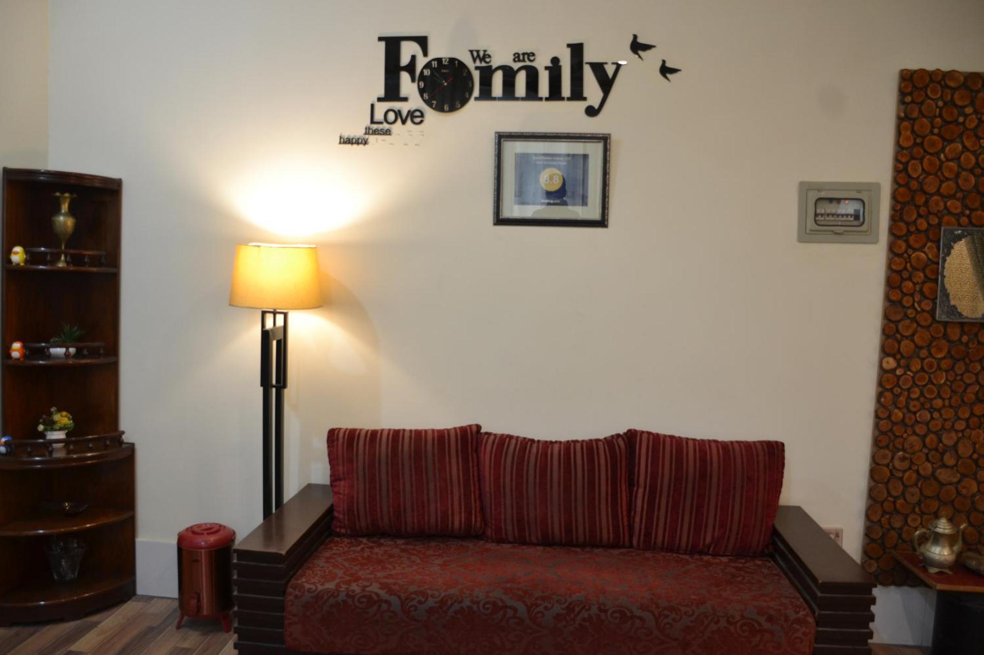 West End Lodges Neelum 外观 照片