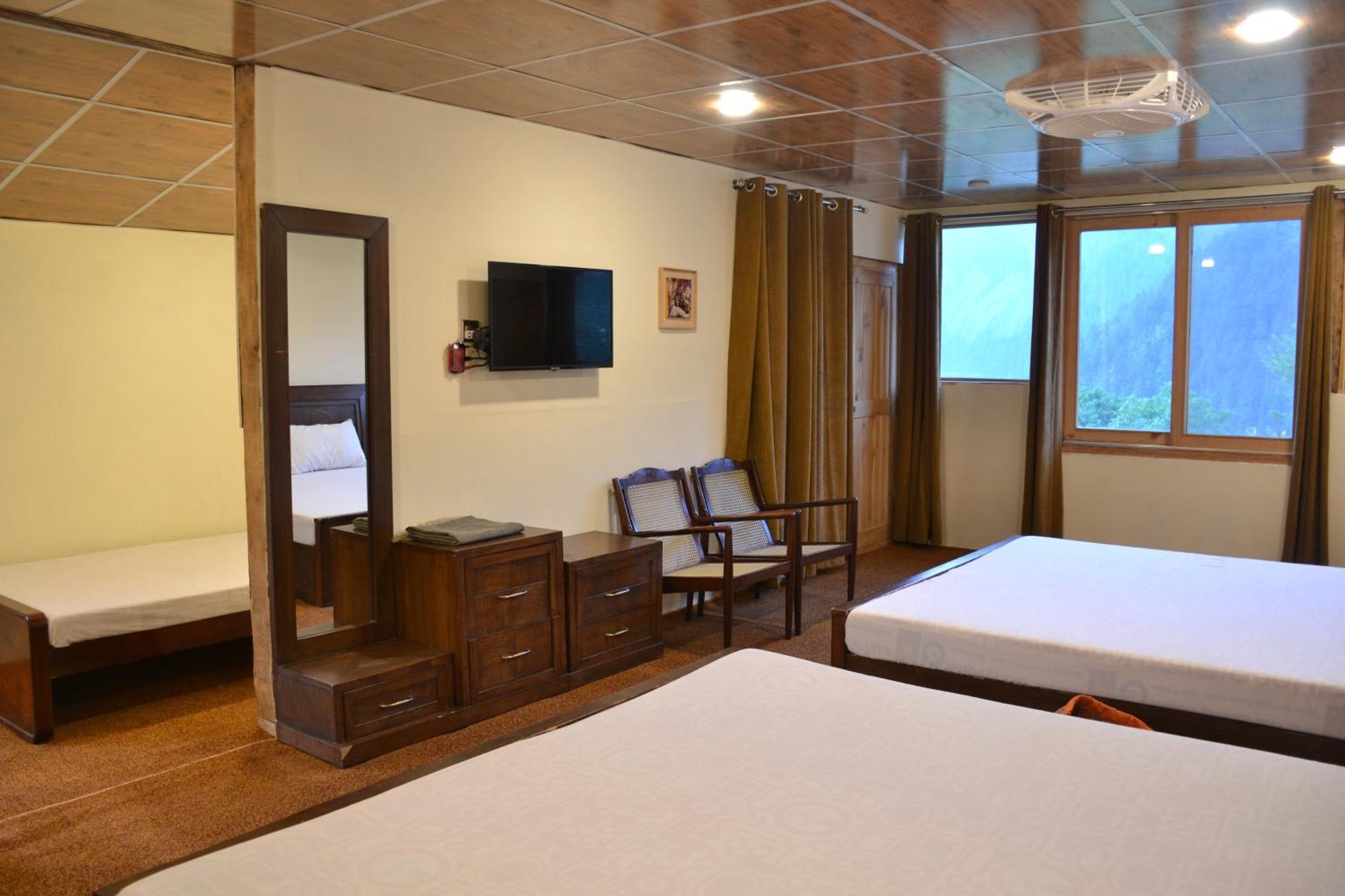 West End Lodges Neelum 外观 照片